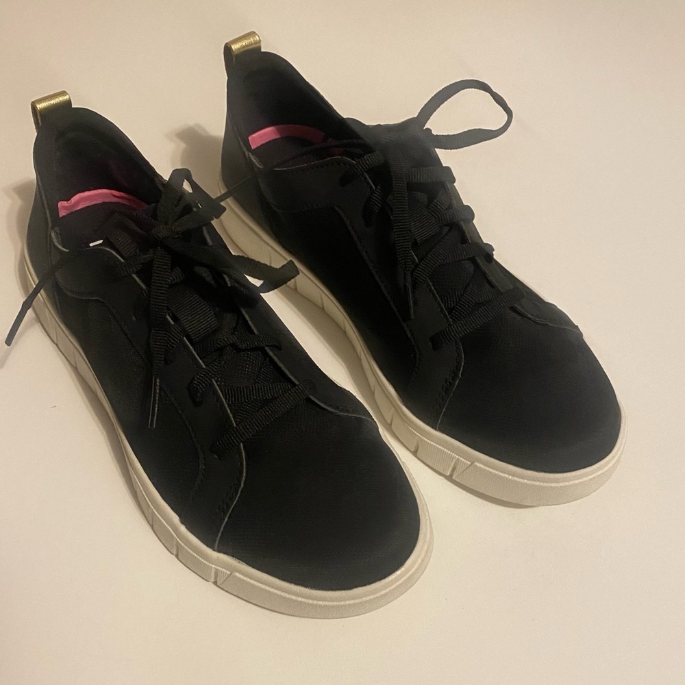 Ryka Surround Fit Perforated Suede Haiku Lace Up Sneakers Women’s Sz 7W